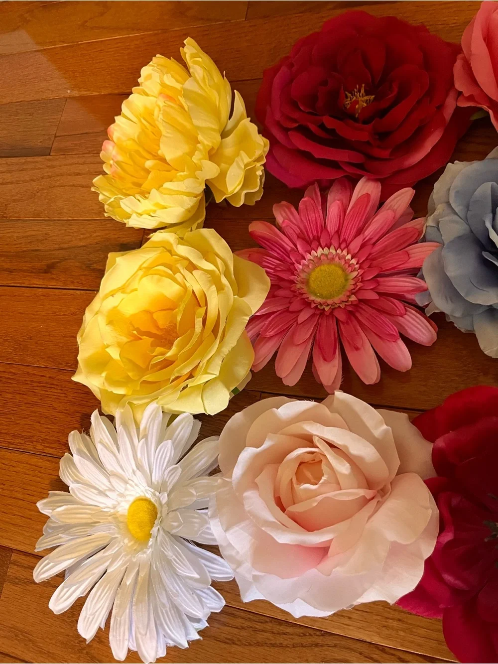 15 Ashland Singular Large Flowers for Display - “D” Hook on back of each - NWT!